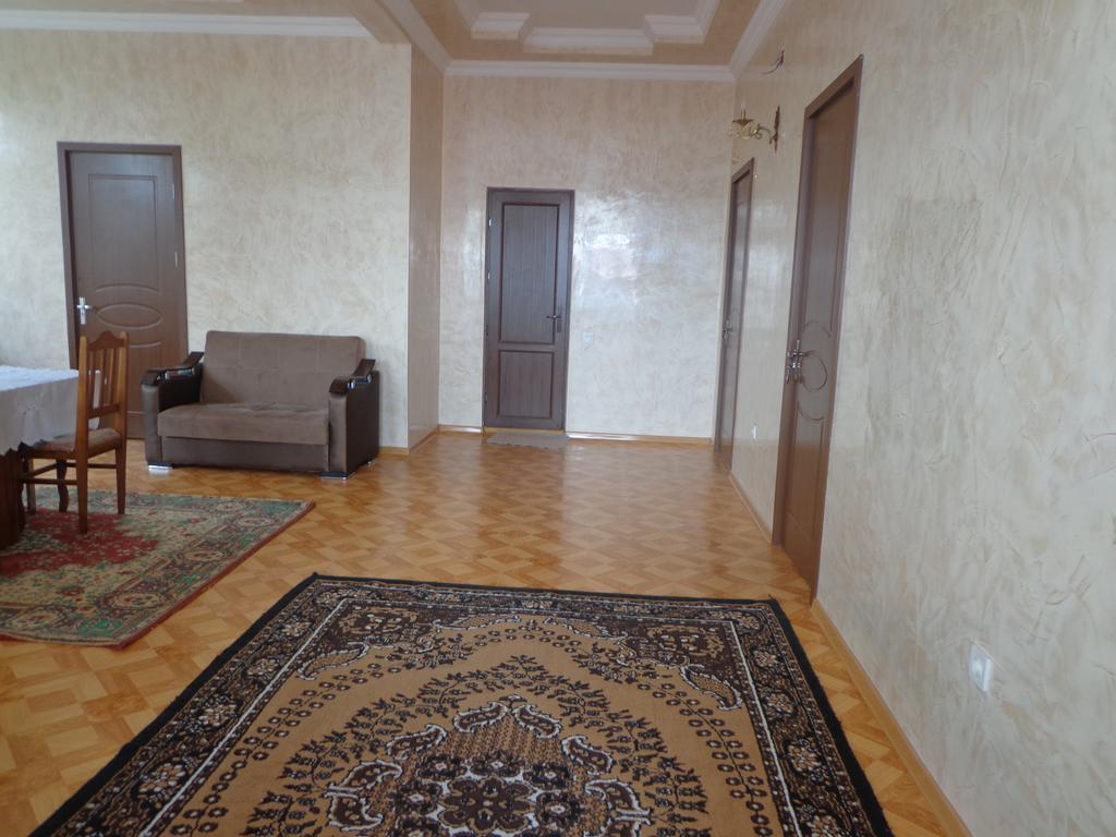 Guest House In Sarpi Exterior photo