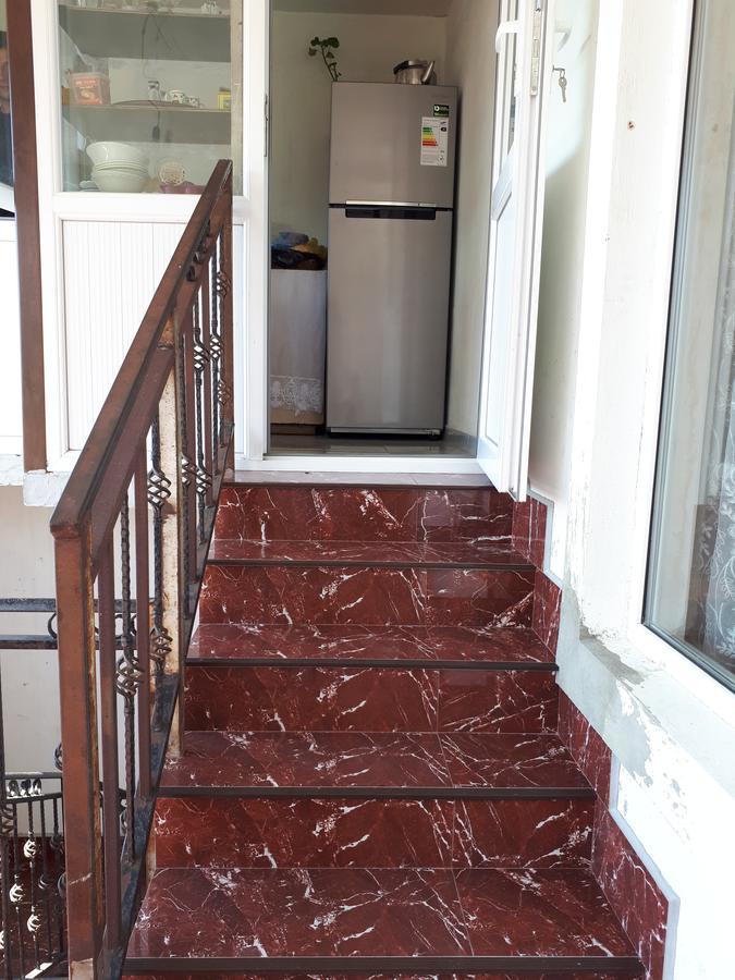 Guest House In Sarpi Exterior photo